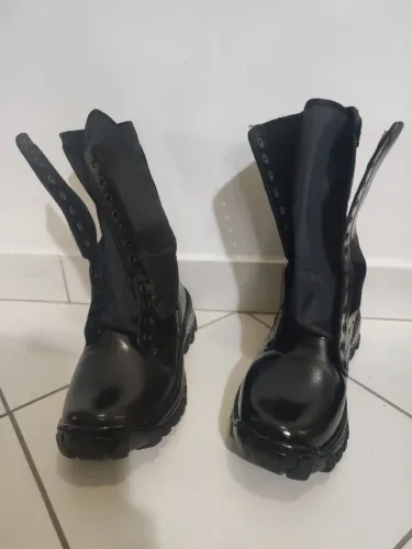 Bota coturno couro legítimo tamanho 41