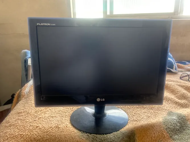 Monitor LG flagrou e1940