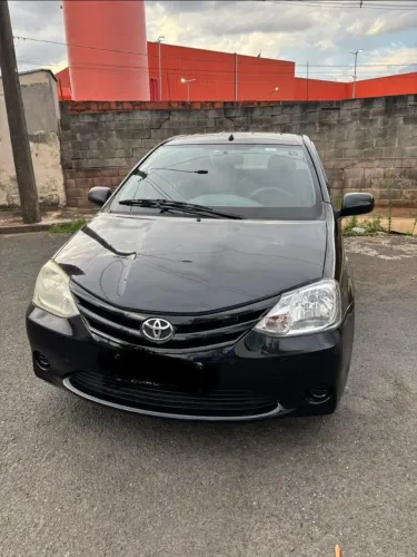 Toyota Etios XS Sedan 1.5 Flex 16V 4P Mec. 2013