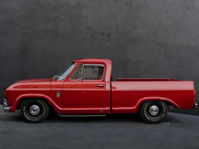 Chevrolet C-10 2.5/4.1 1973