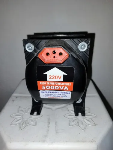Autotransformador 500VA 127V/220V (Auto Volt)