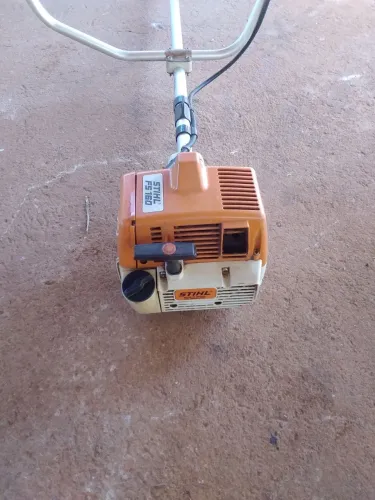Vendo Roçadeira Sthil Fs160