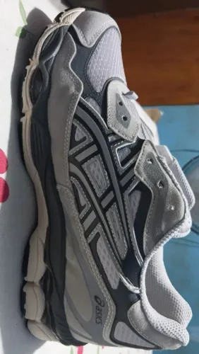 TÊNIS ASICS NOVO