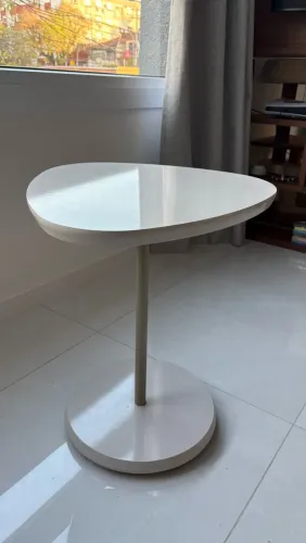 Mesa de apoio off white