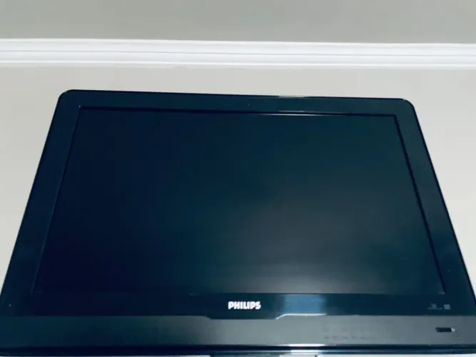 Tv PHILIPS 32 LCD