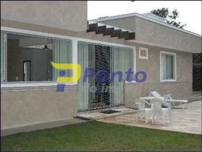 Casa à Venda no Condomínio Condados da Lagoa