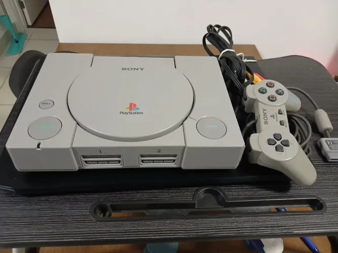 PlayStation 1 Fat Japonês 
