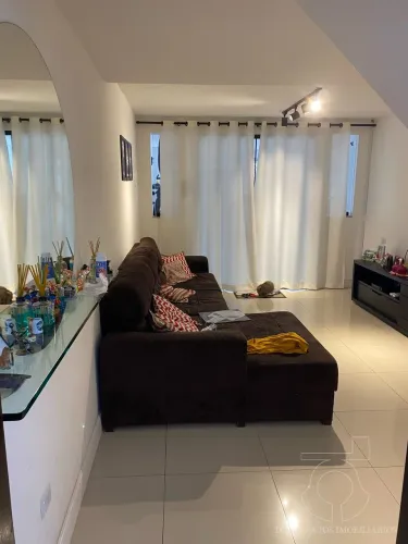 Casa de Vila em Vila das Oliveiras - Taboão da Serra
