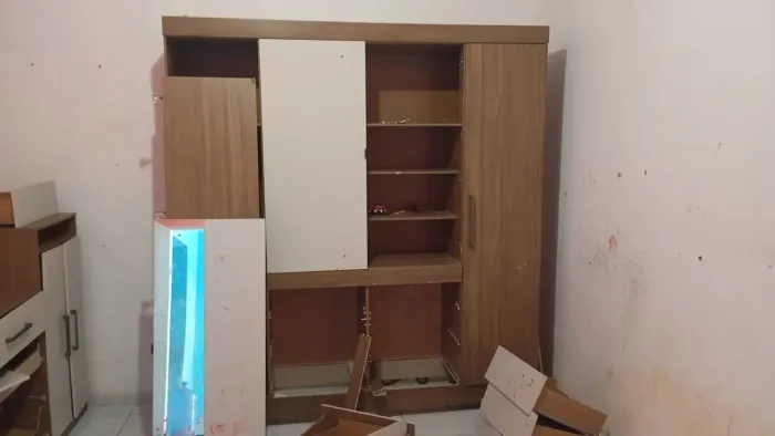 vendo Guarda roupa de casal