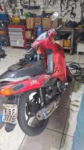 Moto Dafra Zig 100C (piseira)