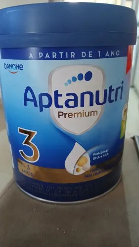 Latas de leite