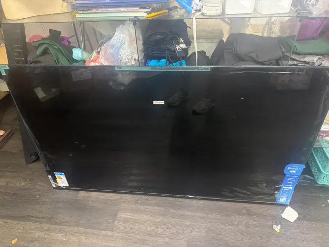 Tv Philips 65 só peças