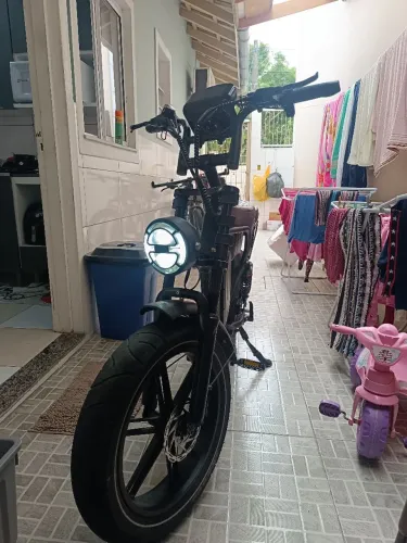 Bicicleta elétrica 3 baterias V8 ultra