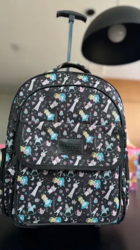Mochila Alice no país das maravilhas