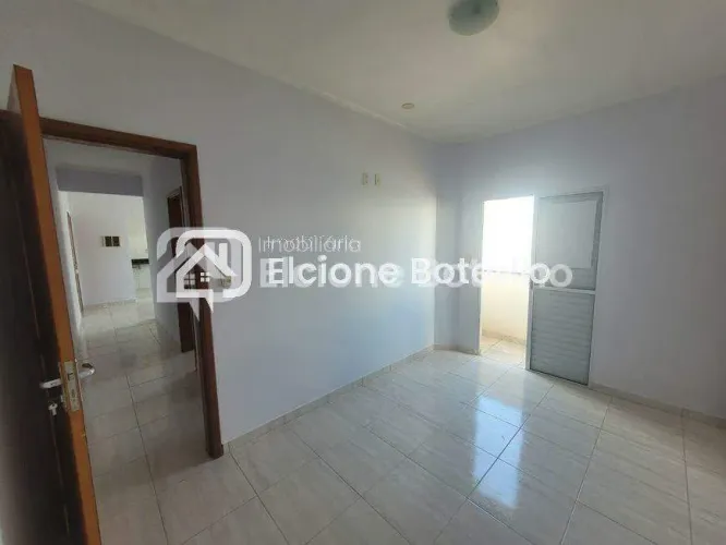 Apartamento Residencial à venda em Uberlândia/MG (Presidente Roosevelt) | 60m² | Aceita fi