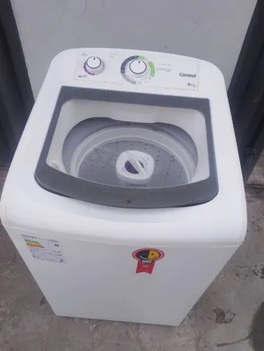 Vendo máquina de lavar Consul 9k conservado 6 meses de garantia