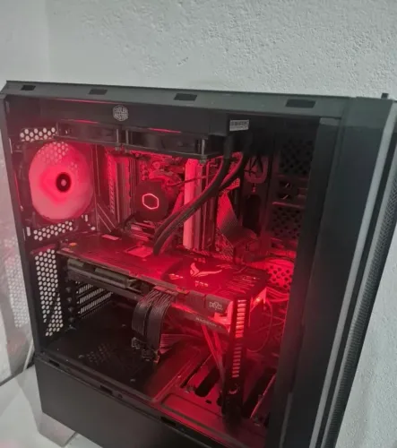 Placa de Vídeo PowerColor Red Devil Radeon RX 6700 XT