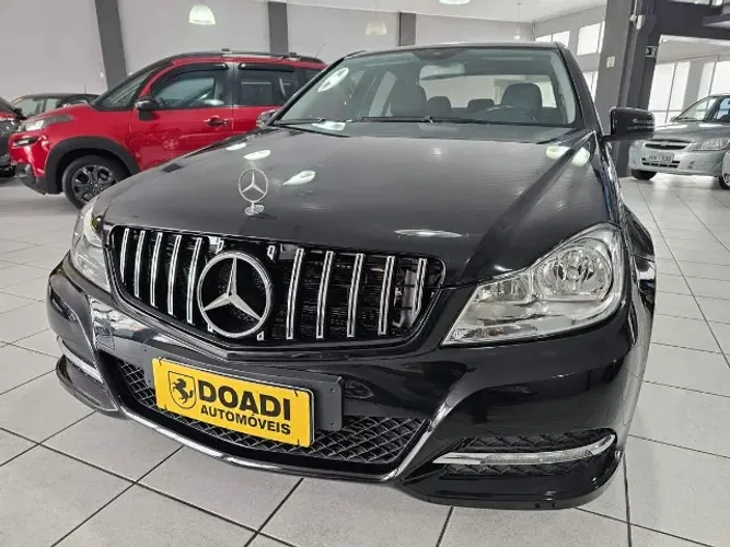 Mercedes-Benz C-180 CGI Classic 1.8 16V 156cv Aut. 2012