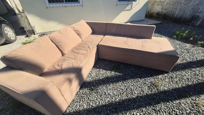 Sofa em L (LEIA-ENTREGO)