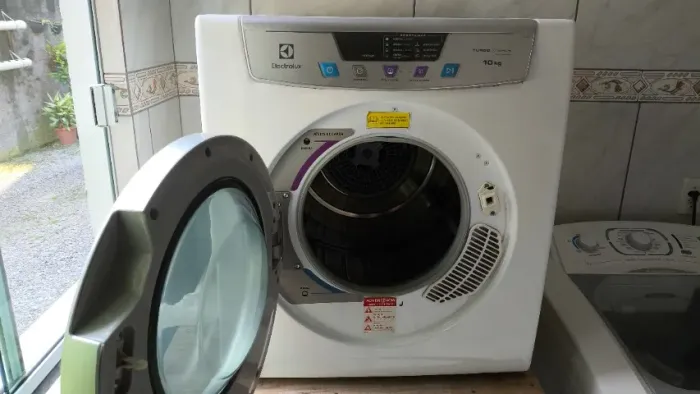 Secadora de roupas Electrolux SVP10 -10kg branca 220v