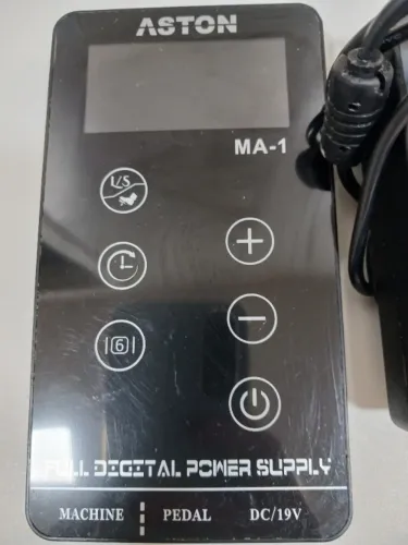 Fonte Aston MA-01