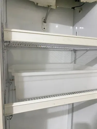 Vende se Frezer para Distribuidora 