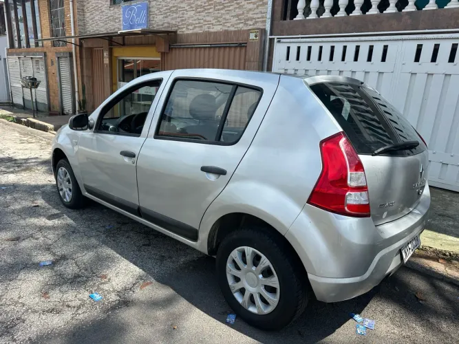Renault Sandero Expression Hi-flex 1.0 16V 5P 2012