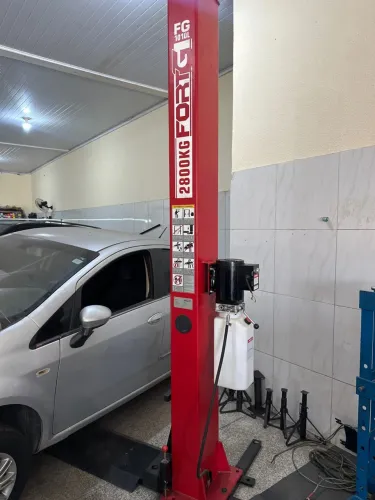 ELEVADOR AUTOMOTIVO FORTG 2,8 TONELADAS ? NOVO