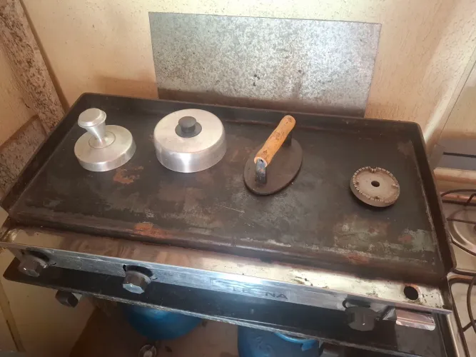 Chapa industrial para lanches e grelhados