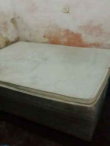 Cama box, mesa de vidro ,mesa de plastico,passadeira
