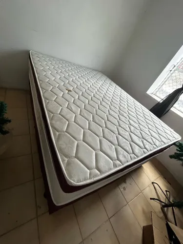 Cama Box Casal (Seminova)