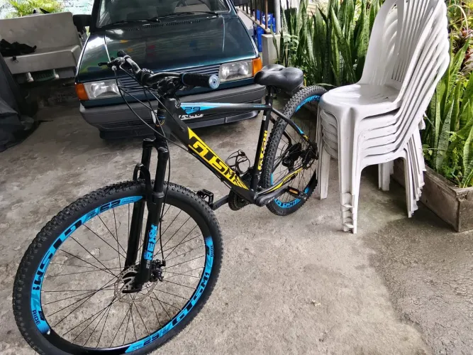 Bicicleta GTSM1-MB /Aro 29