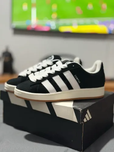 Adidas Campus