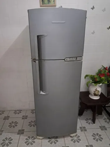 Geladeira usada 