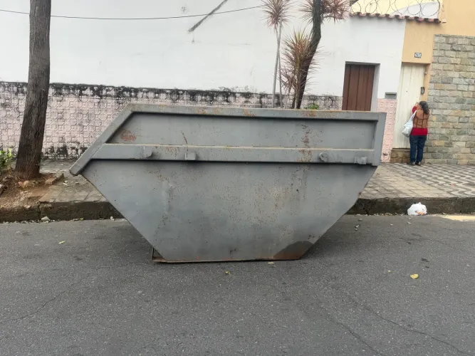 Caçamba para sucata 5 metros cúbicos