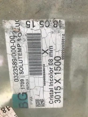 Vende-se Vidro para cobertura