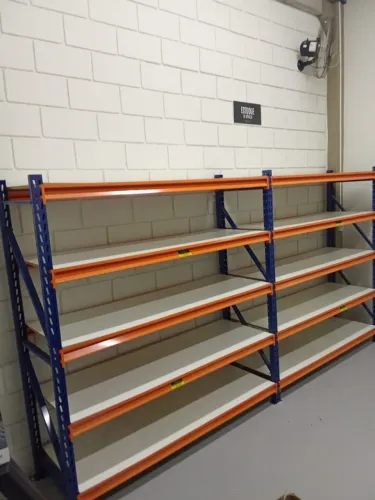 Semi Palete Industrial Reforçado - Ideal para Estoque e Depósito - Pinhais