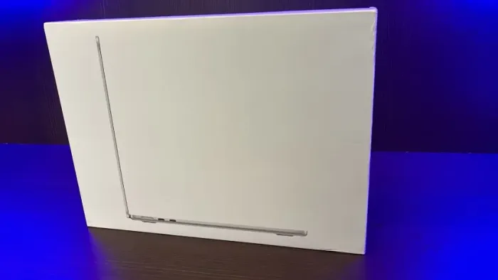 MACBOOK AIR CHIP M5 13 POL 24GB RAM 1TB SSD NOVO LACRADO - BH SAVASSI