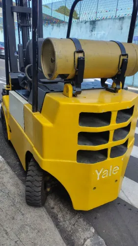 Empilhadeira Yale