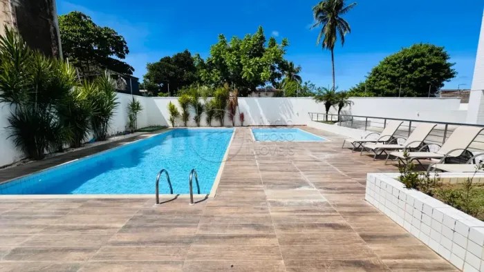 Imóvel para venda com 51 metros quadrados com 3 quartos em Barro Duro - Maceió - AL