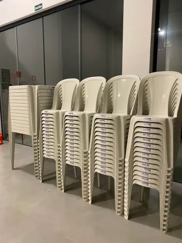 VENDO - Mesas e cadeiras 