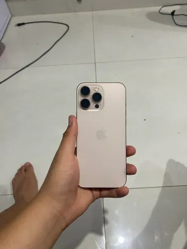 IPHONE 16 PRO MAX