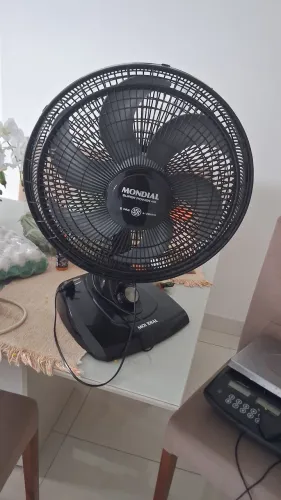 Ventilador e ferro de passar novos