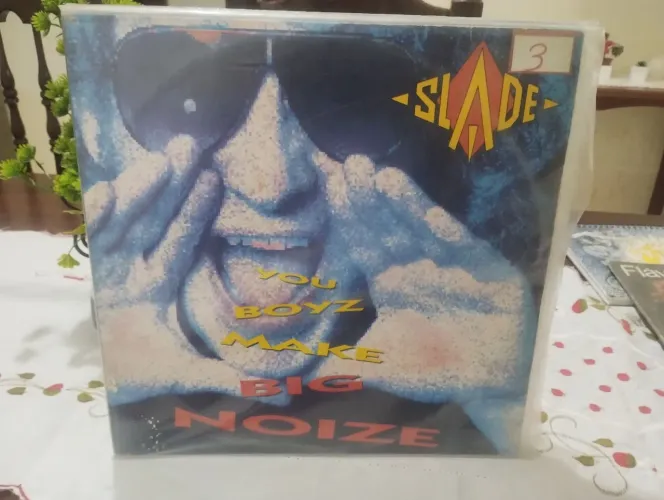 VINIL ROCK (LOTE) 4 DISCOS 300 REAIS