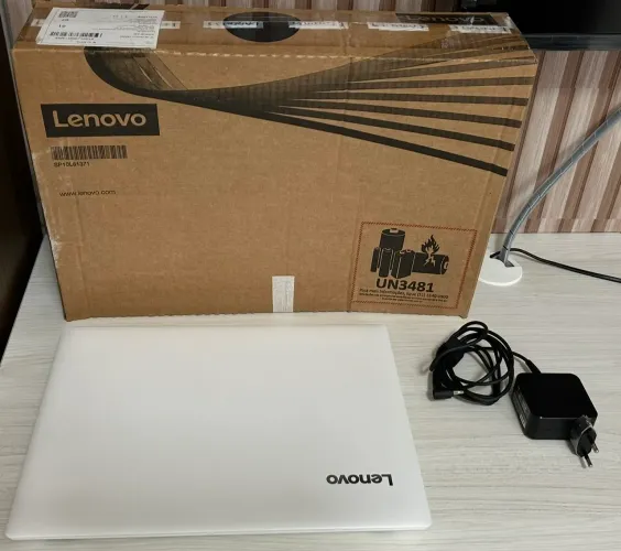 Notebook LeNovo 12GB de RAM (TODO ORIGINAL)