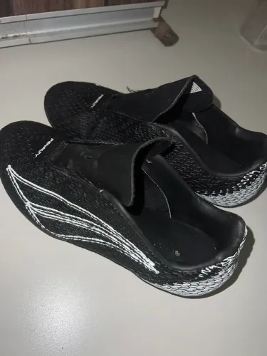 vende-se chuteira