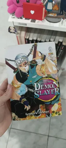 Mangá Demon Slayer Vol. 9 -| Ótimo Estado