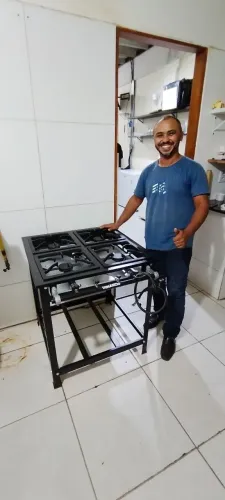FOGÃO INDÚSTRIAL A GÁS 04 BOCAS ALTA PRESSÃO VENÂNCIO