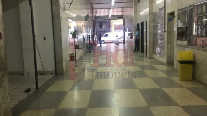 Loja de Galeria no Centro Locação com 45,92m2