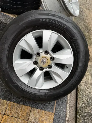3 RODAS DE HILUX ARO 17